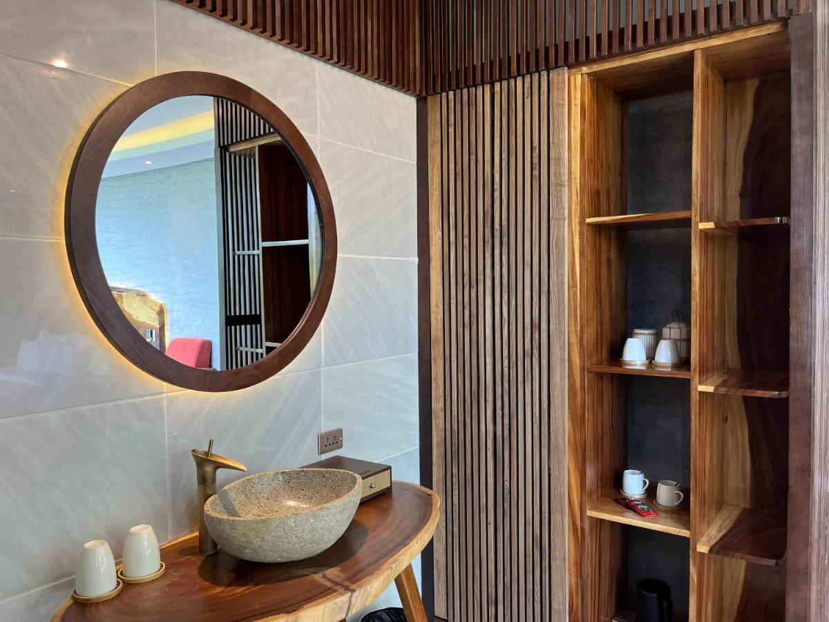 Minawa Kenhga Resort & Spa Νιν Μπιν Εξωτερικό φωτογραφία